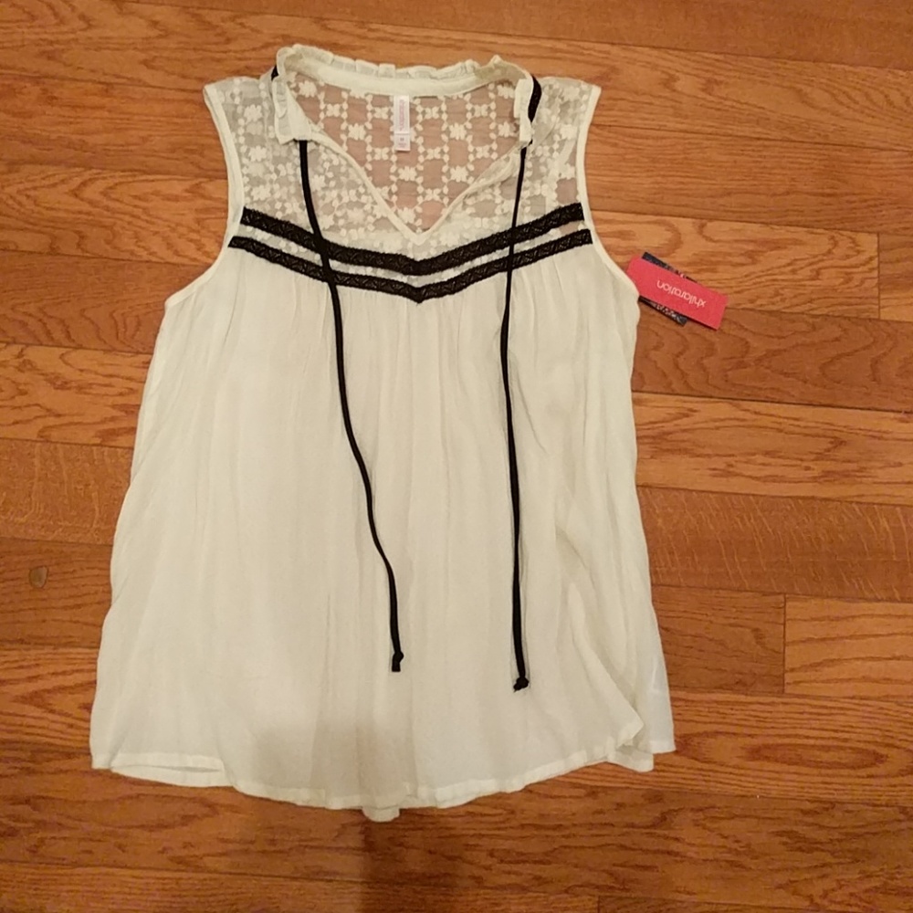 Lace top